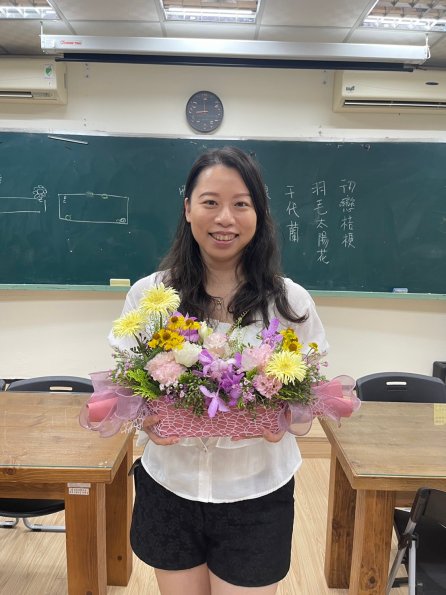 LINE_ALBUM_20241021糖果桌花_241107_2